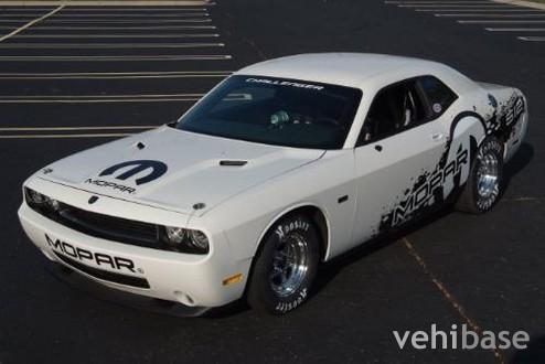 Mopar Challenger V-10 Drag Pak