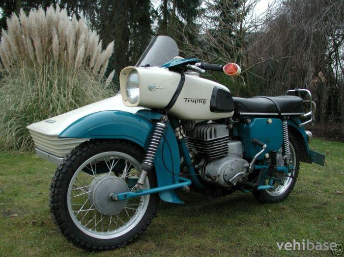 MuZ ES 250/2 Trophy with sidecar
