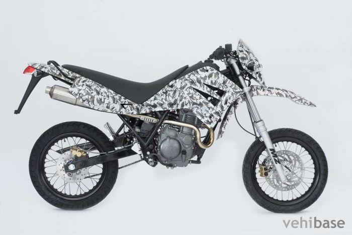 MZ 125 SM Blizzard