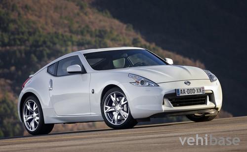 Nissan 370Z Coupe