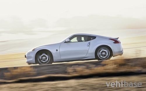 Nissan 370Z Coupe