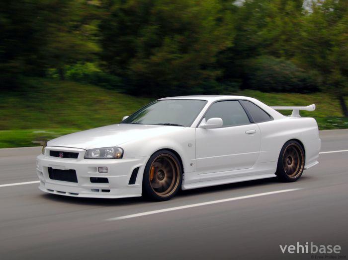 Nissan Skyline R34 GT-R Nur