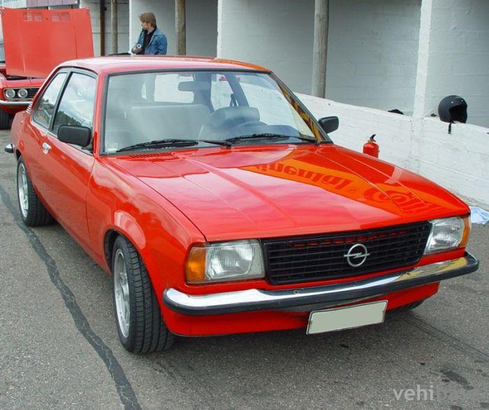 Opel Ascona B 1300S