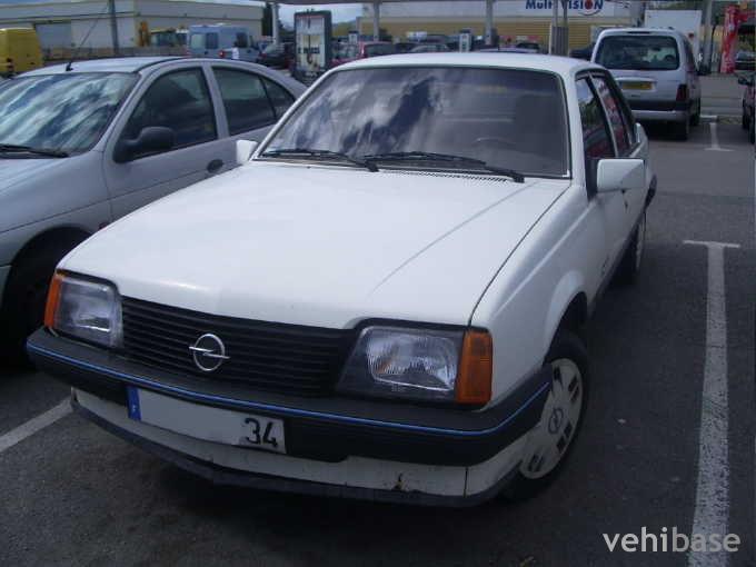 Opel Ascona C GT