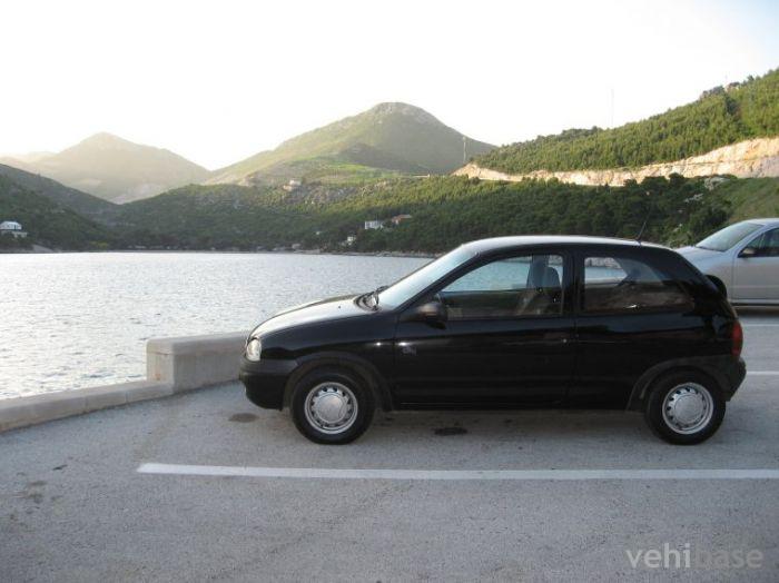 Opel Corsa B 1.2 16v