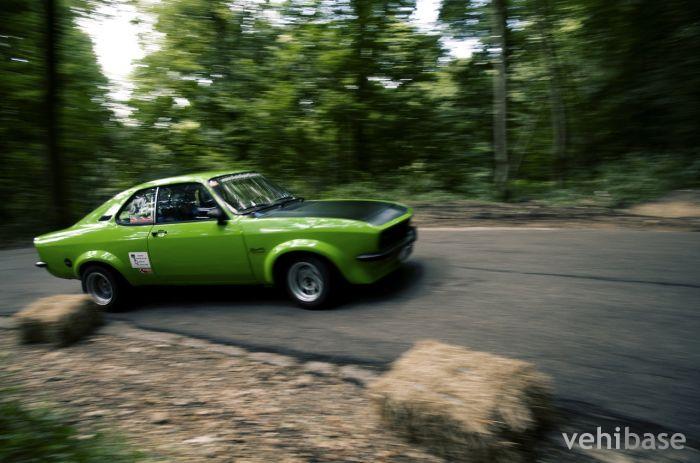 Opel Manta 2000 GSi