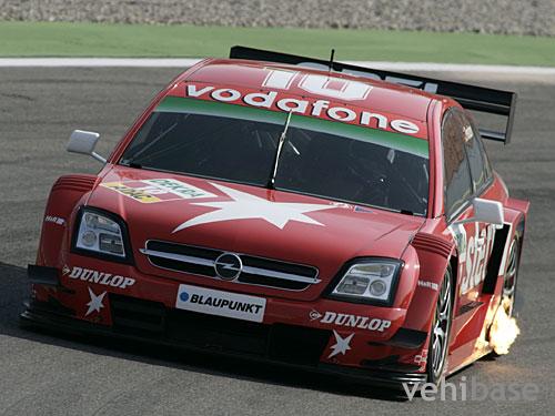 Opel Vectra GTS V8