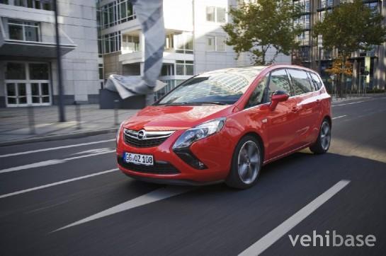 Opel Zafira Tourer BiTurbo Diesel