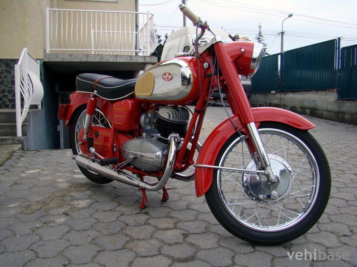 Pannonia T 8