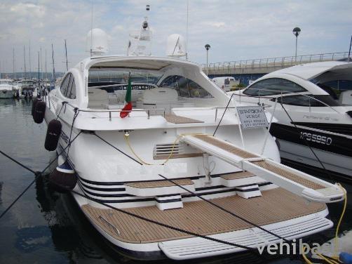 Pershing 54