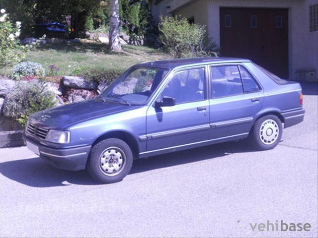 Peugeot 309 SR