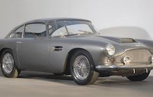 Aston Martin DB4