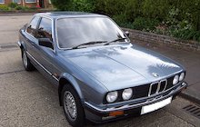 BMW 323i (E30)