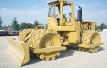 Caterpillar 825B
