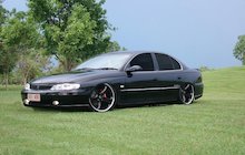 Holden VX Calais