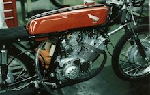 Honda RC 145