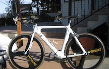 Kestrel 4000 Carbon Spectra