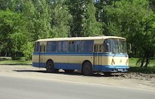 LAZ 695