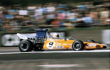 McLaren M19A