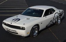 Mopar Challenger V-10 Drag Pak