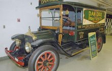 White 15 3/4 Ton Panel Truck