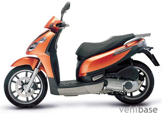 Piaggio Carnaby 200