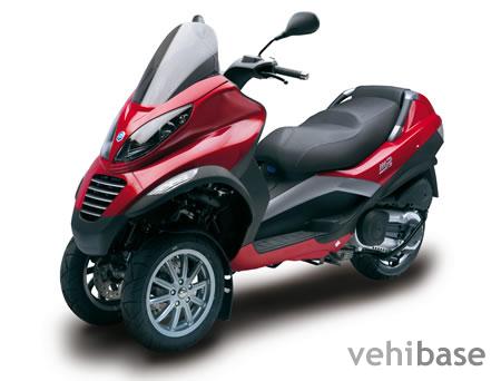 Piaggio MP3 400