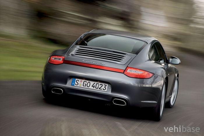Porsche 911 Carrera 4 (997)