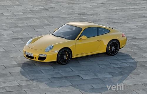 Porsche 911 Carrera 4 GTS