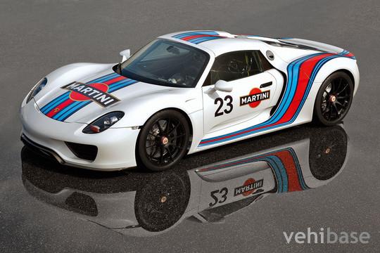 Porsche 918 Martini