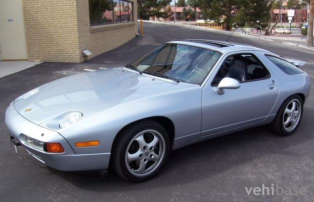Porsche 928 GTS