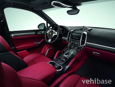 Porsche Cayenne Turbo S 2013