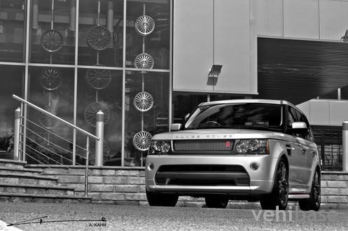 Project Kahn Silver Range Rover Autobiography