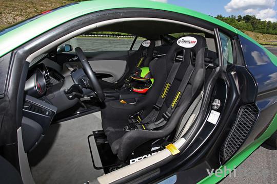 Racing One R8 V10