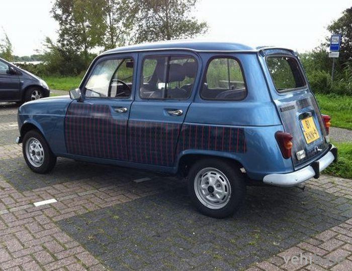 Renault 4 Bye Bye