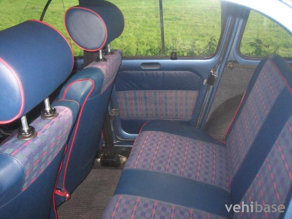 Renault 4 Bye Bye