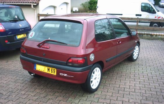 Renault Clio I S