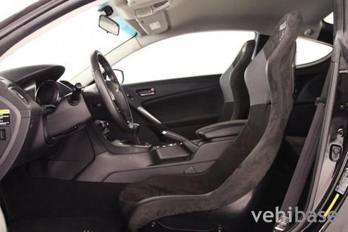 RMR RM500 Genesis Coupe V8