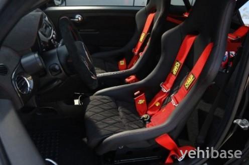 Romeo Ferraris Abarth 500 Stradale