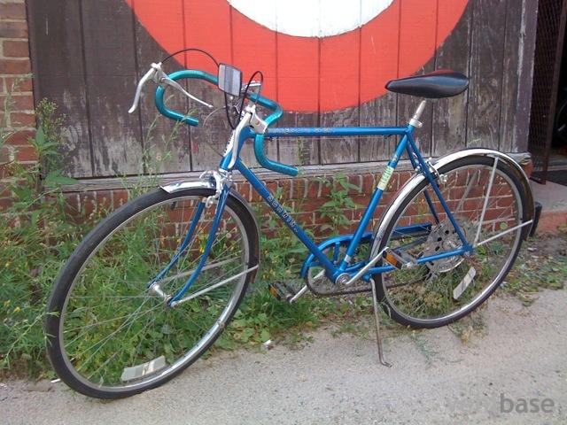 Schwinn Collegiate Sport