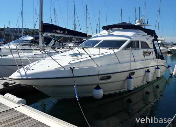 Sealine F33
