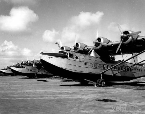 Sikorsky S-42