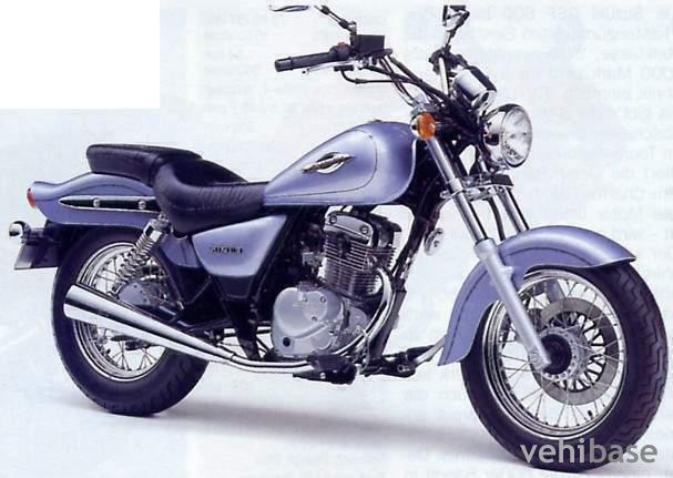 Suzuki GZ 250 Marauder
