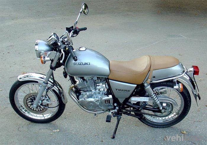 Suzuki TU 250 X