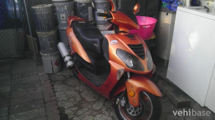 Tank Sports Racer 150 Deluxe