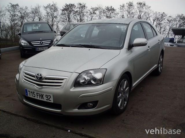 Toyota Avensis II 150 VVTi D4
