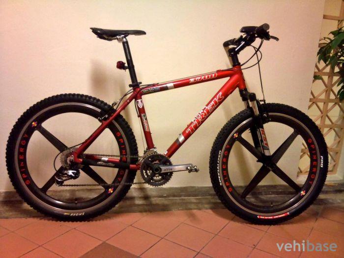 Trek 3700