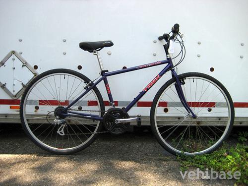 Trek Multitrack 700
