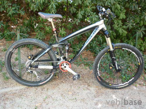 Trek R7