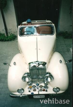 Triumph Roadster 2000